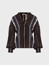 Camicia stampata con scollo V in crepe de chine - Nuova Collezione | Sandro Ferrone
